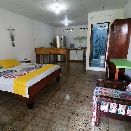 Magic Flower Rooms Cahuita Bagian luar foto