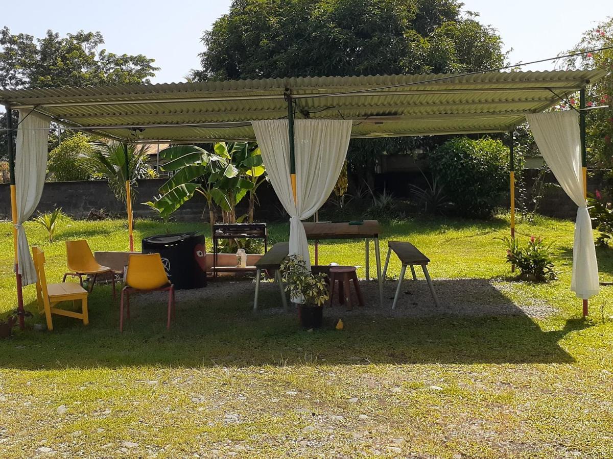 Magic Flower Rooms Cahuita Bagian luar foto